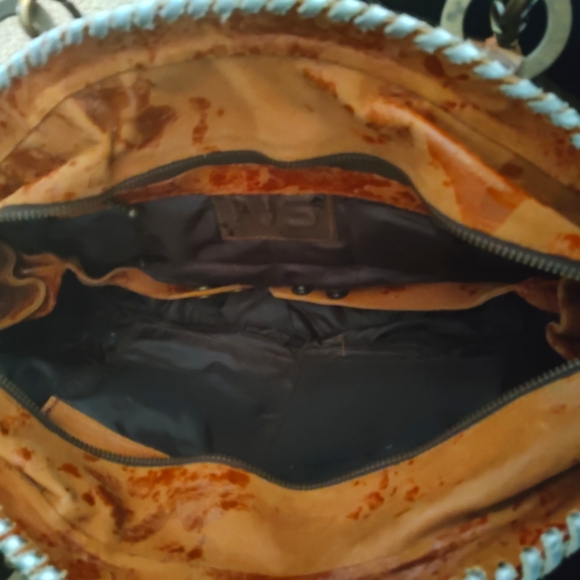 Unique, one of a kind, leather and snake skin bag by Novi Sudiono. - Picture 11 of 12